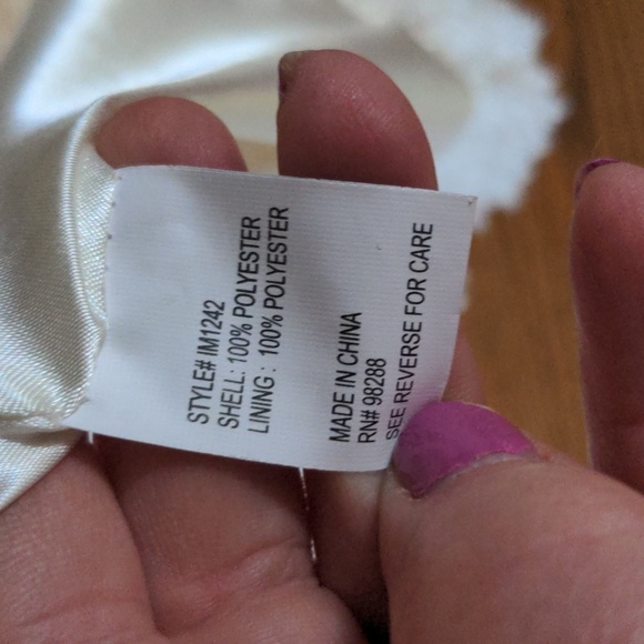 NWOT Cal Style Size S Off White Shaggy Faux Sheep Vest Lined Runs Large - Picture 6 of 7